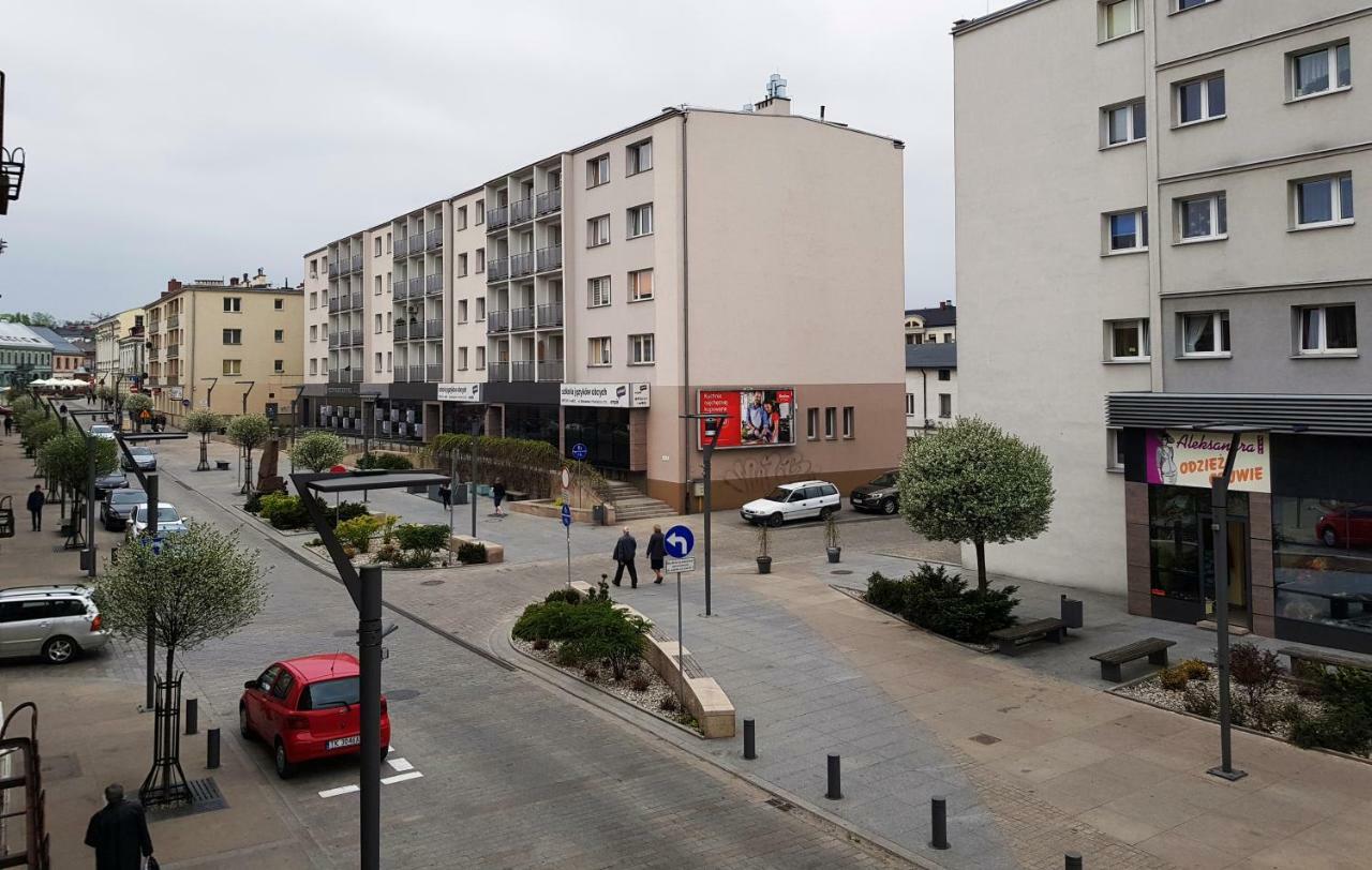 Apartament "Cleopatra 5" Przy Rynku Z Parkingiem, Faktury Vat Apartman Kielce Kültér fotó