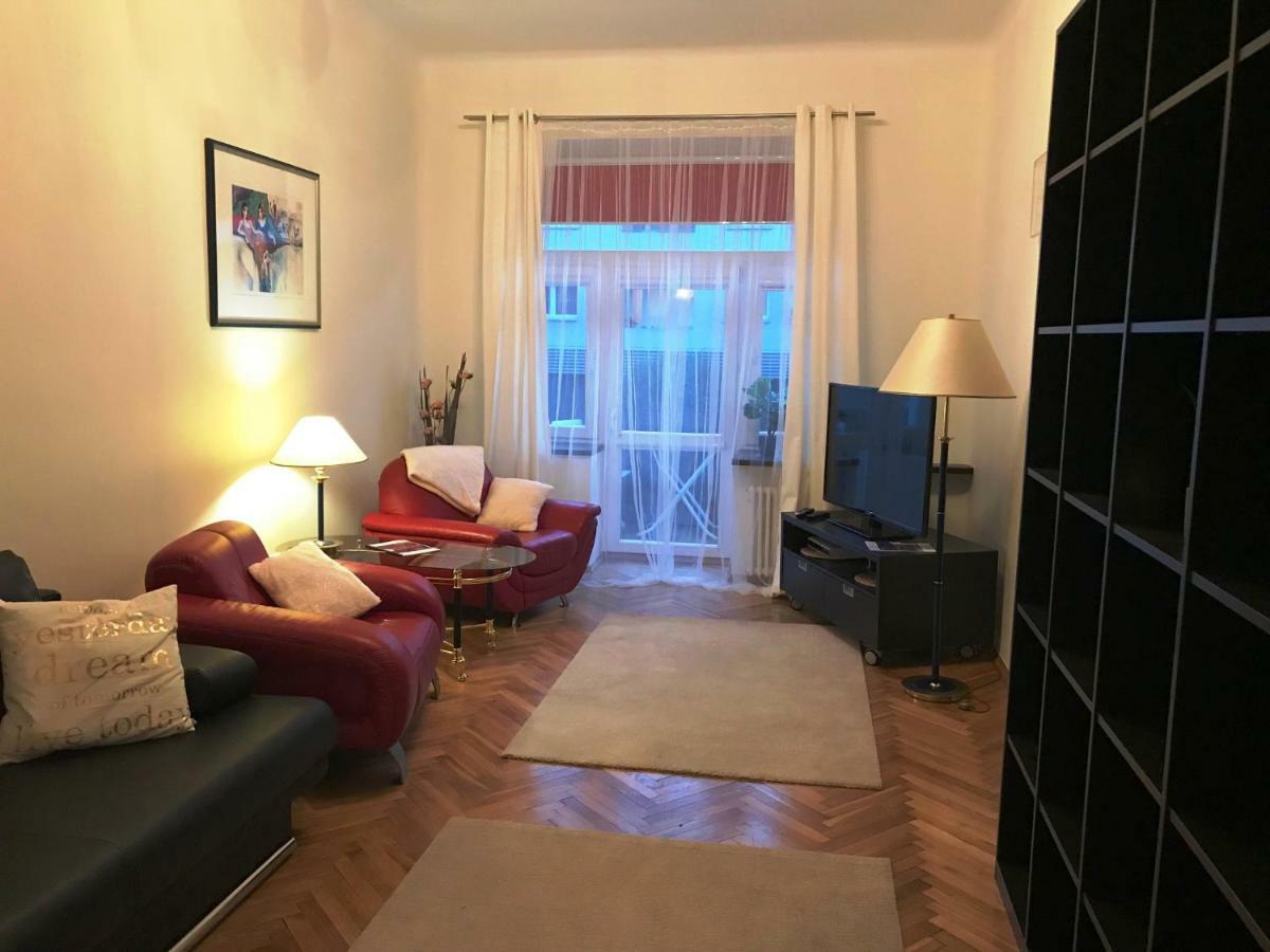 Apartament "Cleopatra 5" Przy Rynku Z Parkingiem, Faktury Vat Apartman Kielce Kültér fotó