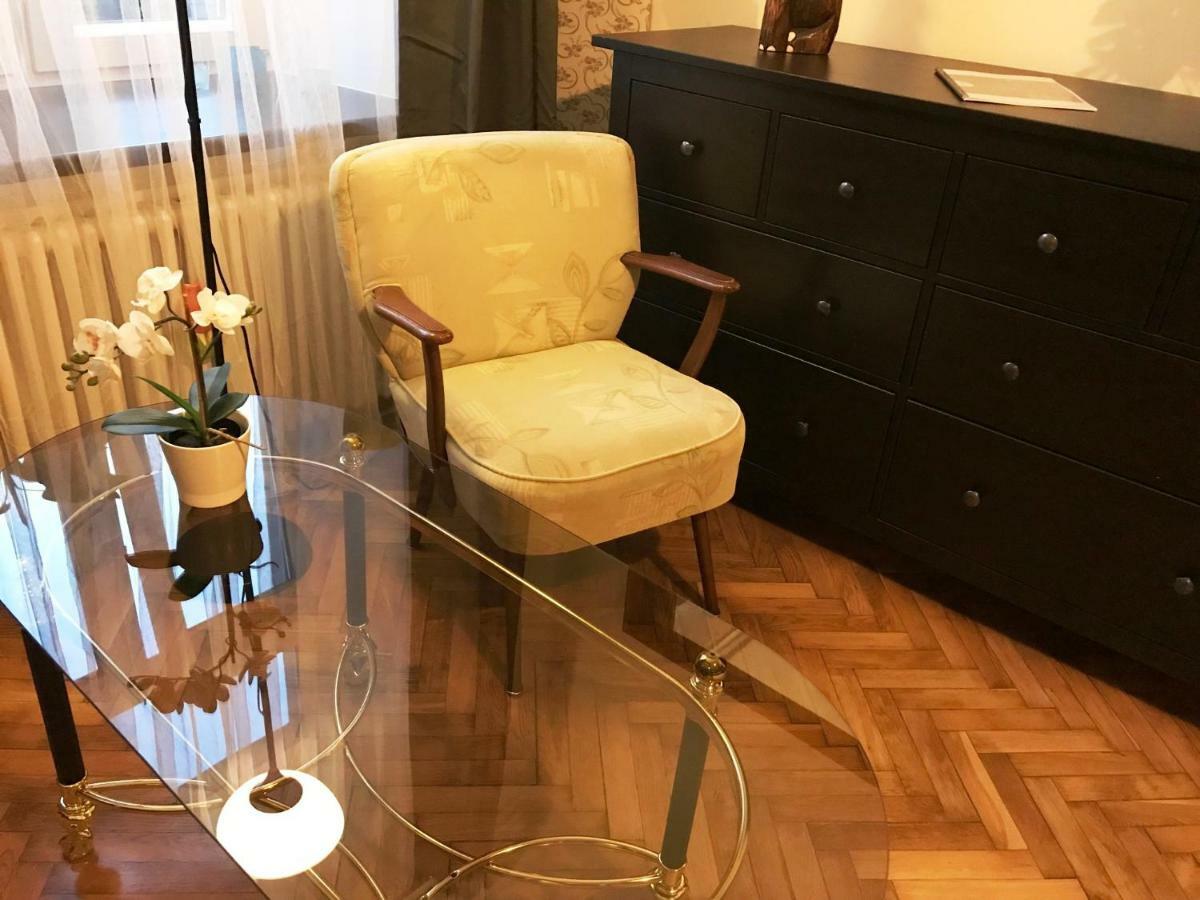 Apartament "Cleopatra 5" Przy Rynku Z Parkingiem, Faktury Vat Apartman Kielce Kültér fotó